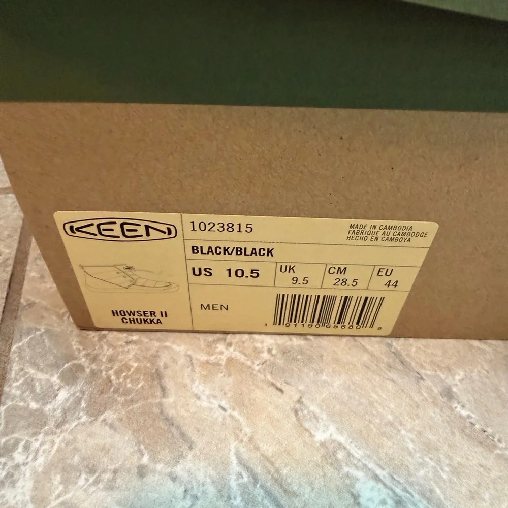 KEEN Men's Black Howser II Chukka Boots Size 10.5
